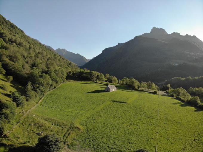 Aux D'Estaing Croises, Gite De Montagne Accessible A Tous Εξωτερικό φωτογραφία